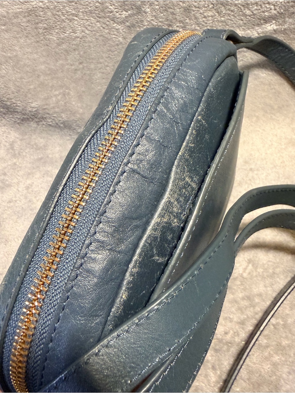 RADLEY LONDON Dark Blue Leather Crossbody with Gold Hardware - Picture 9 of 10
